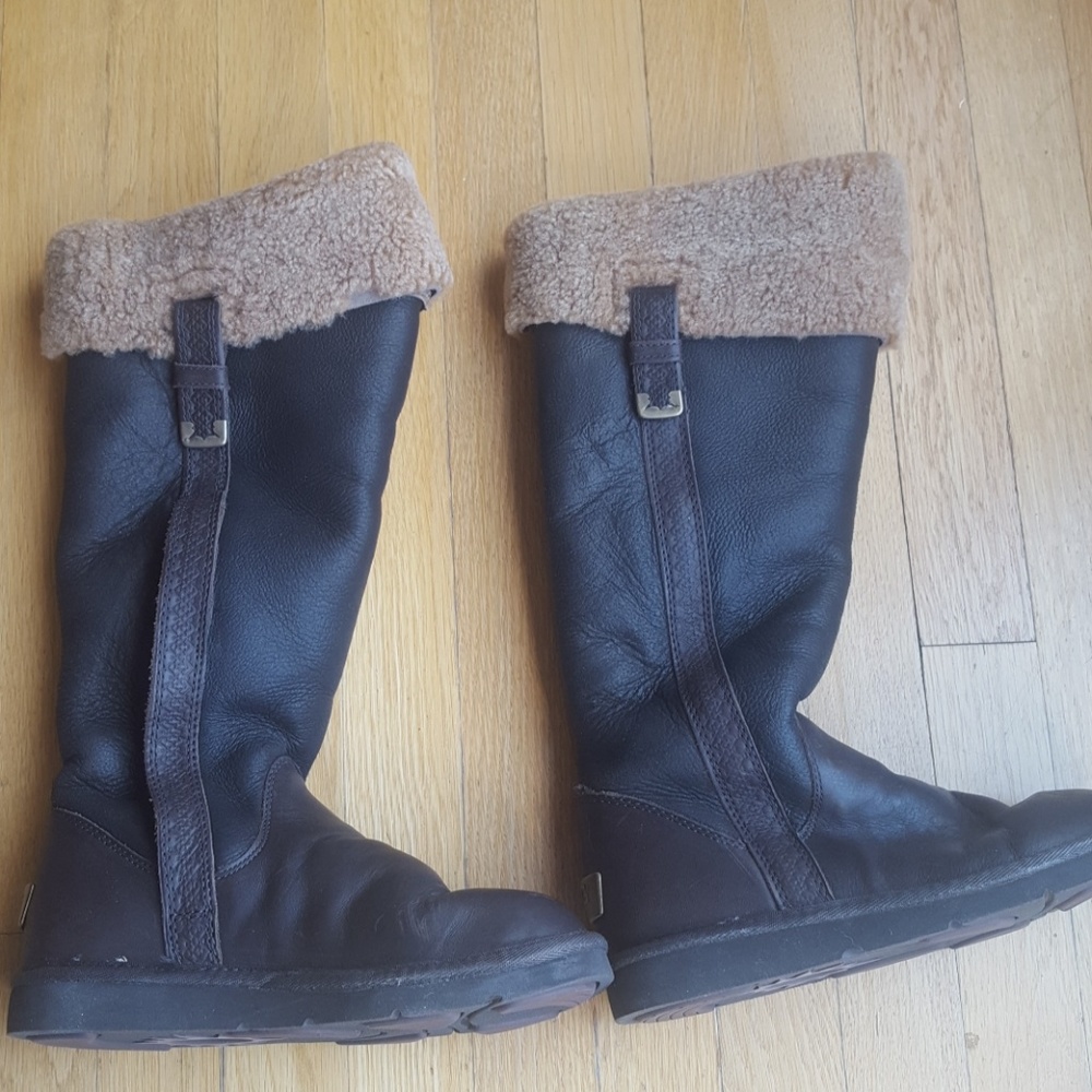 UGG